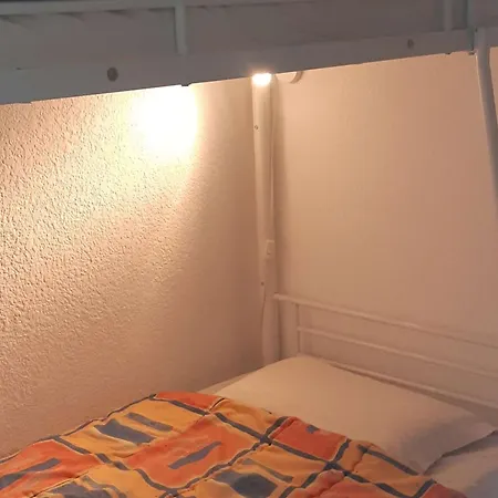 Daire Climatise Avec Piscine Et Parking Au Grau Du Roi - Fr-1-731-98 Le Grau-du-Roi